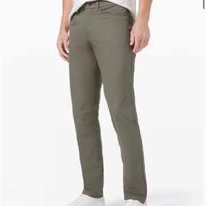 NWT! Lululemon ABC Pant Classic 34” Warpstreme